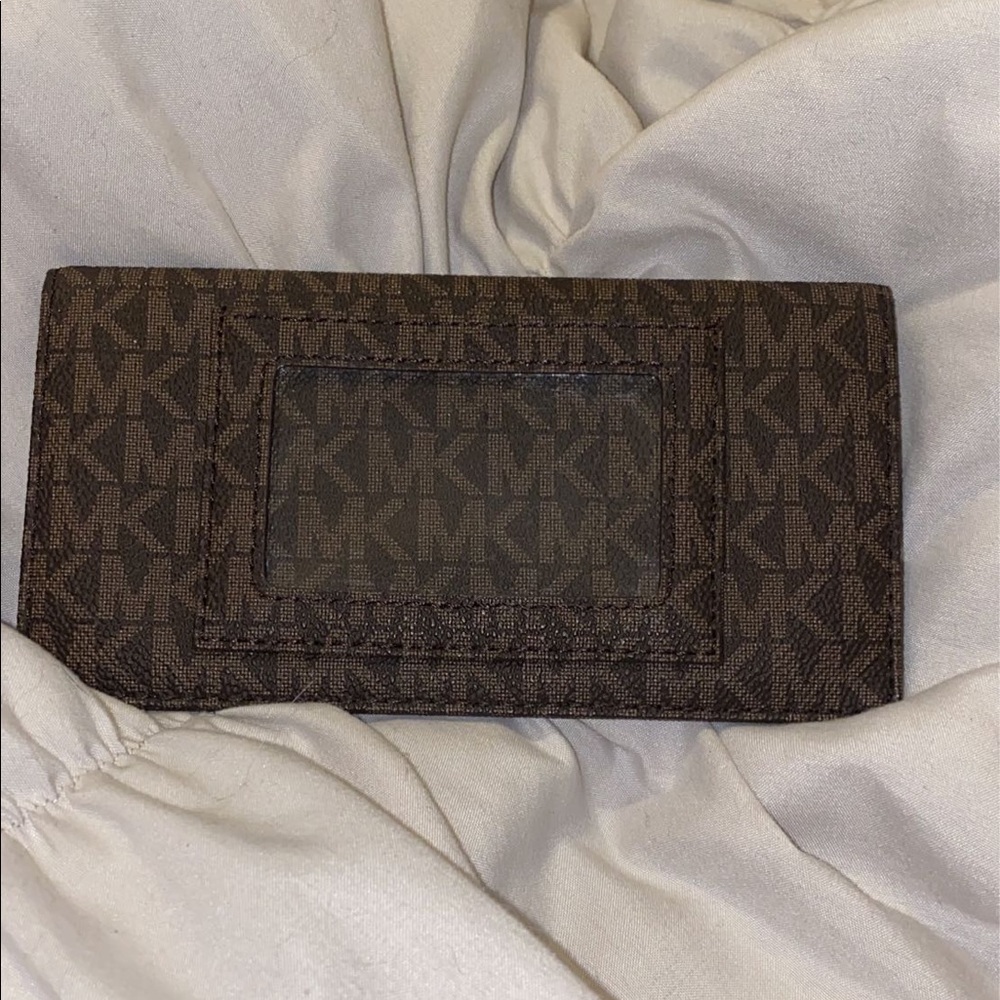 MICHAEL KHORS Checkbook Holder